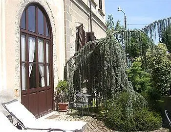 L'antico Asilo Hotell Serralunga d'Alba