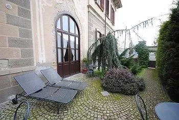 L'antico Asilo Serralunga d'Alba